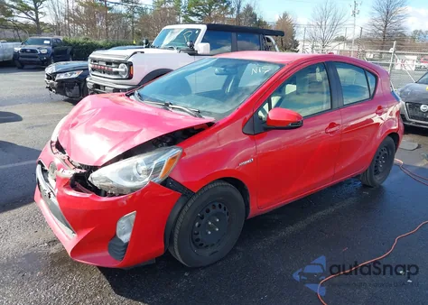 2016 Toyota Prius C One из США, поврежденный, VIN JTDKDTB35G1127157